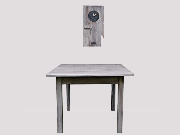 clock-table-composition.jpg